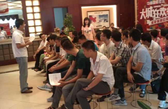 沈阳皇冠体育国际社区客户系列运动圆满举行