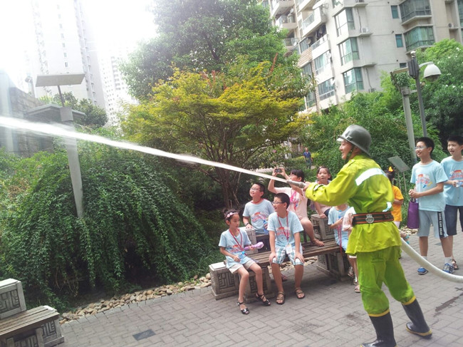 上海皇冠体育社区小小业主体验营第三季圆满举行