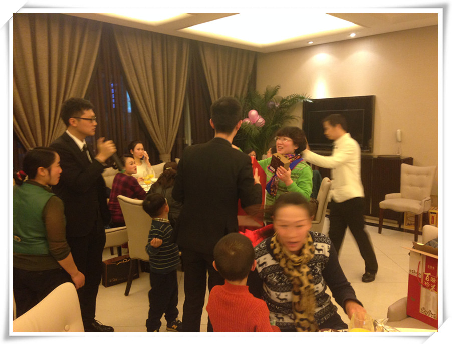 心系业主，，暖冬皇冠体育—2013成都客户答谢会圆满举行