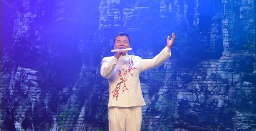 巅峰对决 谁与争锋——“2013苏州皇冠体育&#8226;幸福达人秀”总决赛完善谢幕