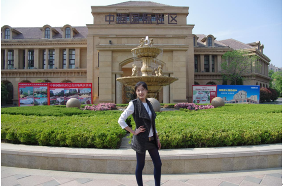 济南皇冠体育国际社区举行免费为业主拍写真运动