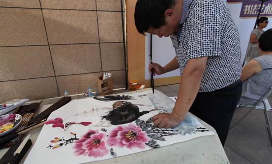 西安浐灞生态区首届社区邻里节开幕仪式盛放纵行——与【皇冠体育&#8226;悦墅】共度欢喜时光